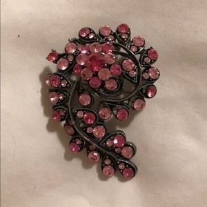 Paisley rhinestone brooche pin